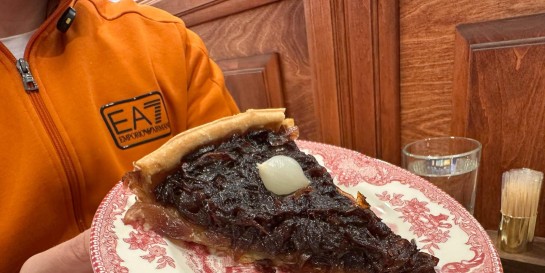 Слушаем хруст итальянских булок в новой пекарне по рецептам итальянской бабушки «Нонна Франческа»