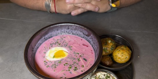 Что готовят в новом ресторане современной белорусской кухни с кальяном. На время теста в «Марах» угощают скидкой 20%