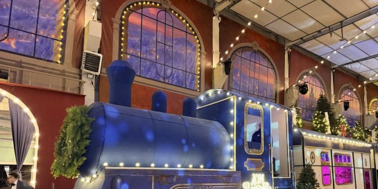 Какие развлечения под крышей самой большой новогодней локации «Дом Рождества» и сколько в этом году стоит вход
