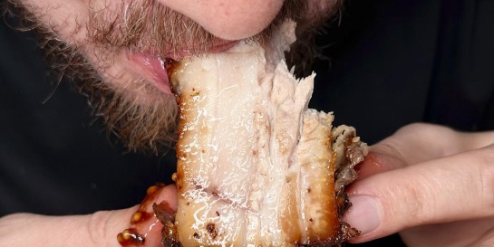 Кухни мира, вино и аквариумные устрицы - что скрывает новый ресторум «Мэйби». Проверяем сколько стоит поужинать