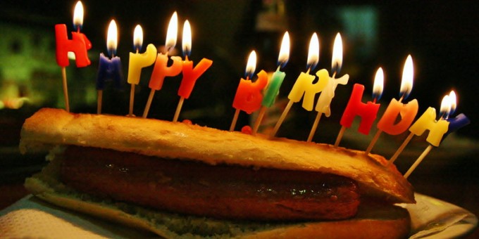 День Рождения сосиски