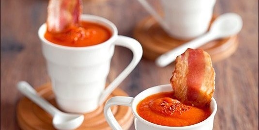 Томатно-тыквенный суп с беконом