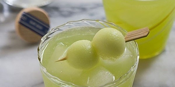 Дынный джин с тоником