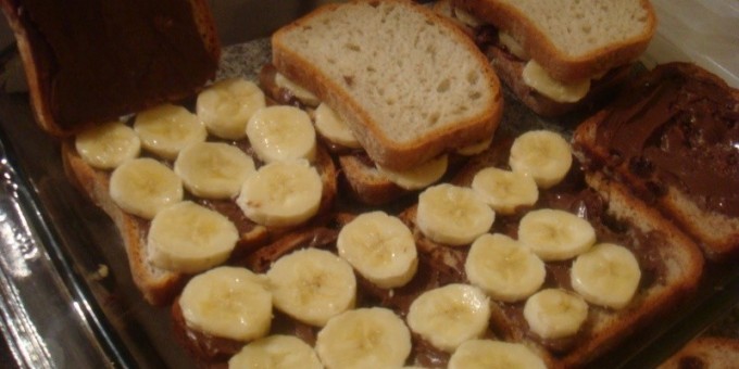 Шоколадная вкусняшка с бананом