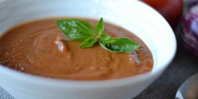 Овощной крем-суп из запечённых баклажанов и томатов