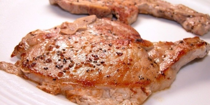 Сочные свиные отбивные в горчичном соусе без сала