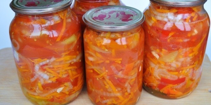 Как и из чего приготовить домашний салаты на зиму?