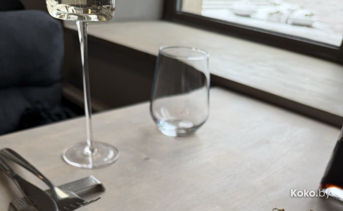 Невинный бар - галерея 25