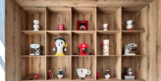 Где попробовать на язык холодный кофейный десерт из Италии и стоя выпить эспрессо. Тестим эспрессо-бар «Риксо»