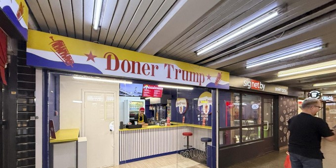 Так ли вкусно, как рассказывают про шаурму нового «Донер Трамп» с соусом на ряженке и за что так дорого берут?