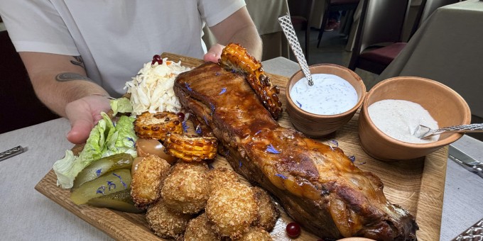 Три самых необычных блюда в новом недорогом ресторане «Дзякуй» в скандинавско-белорусской атмосфере